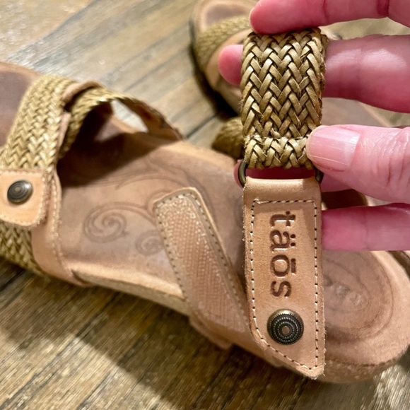 Taos Sandals Women’s Size 6-6.5 Trulie Camel Slingback Strappy Leather Braided - Picture 9 of 11